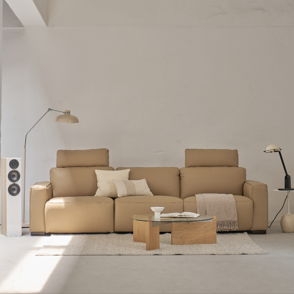 바르샤바 리클라이너소파(4인용) 핸슨코리아 바르샤바 리클라이너소파 (4인용) 렌탈 상품 대표 이미지